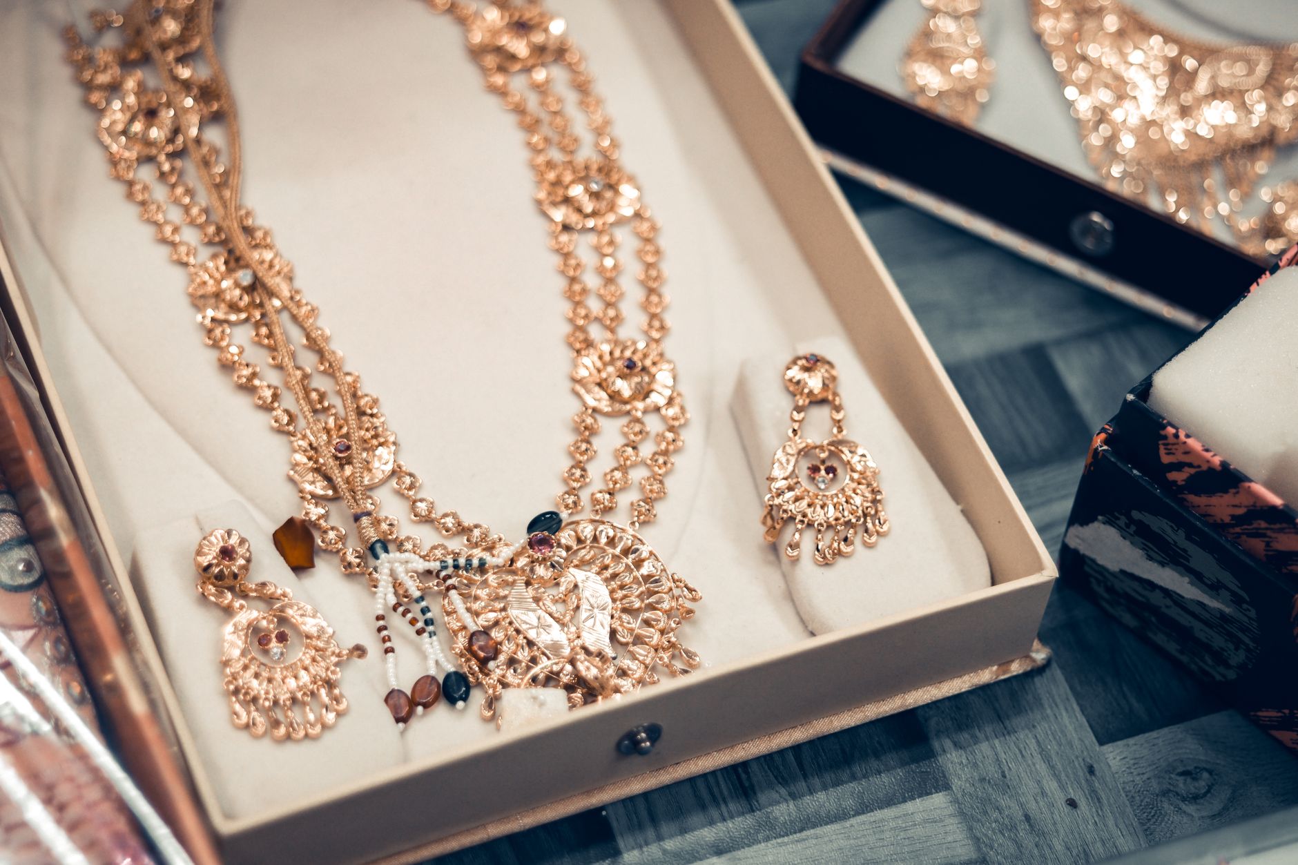 Malabar Gold Ahmedabad Showroom: The Best New Retail Spot